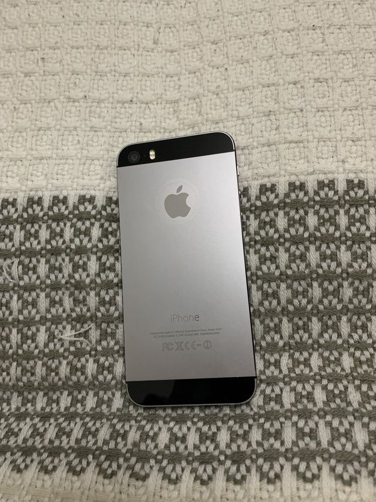 iPhone SE para peças