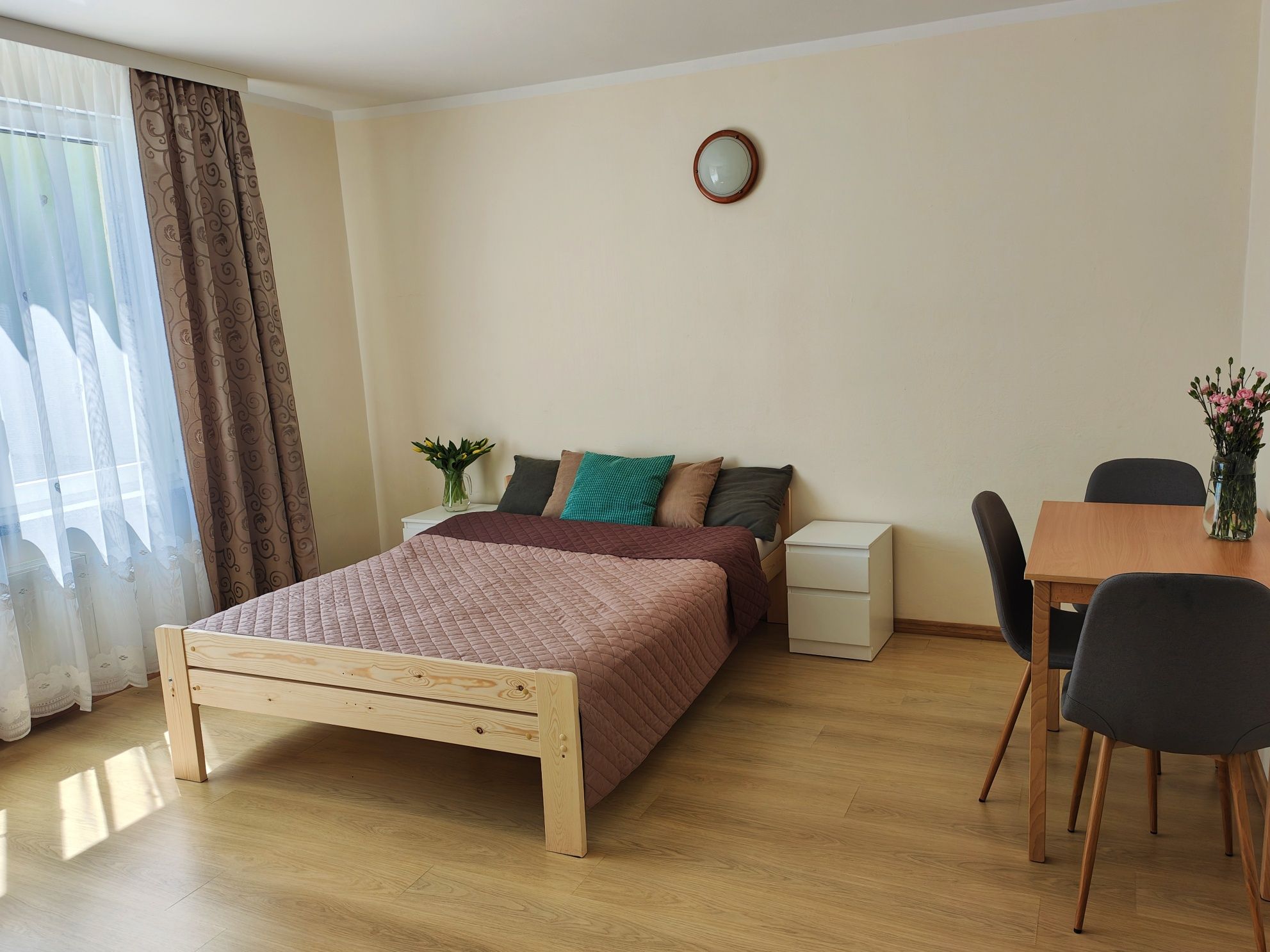 Pokój nocleg apartament nad morzem 2 3 4 osobowy Dziwnów trzyosobowy