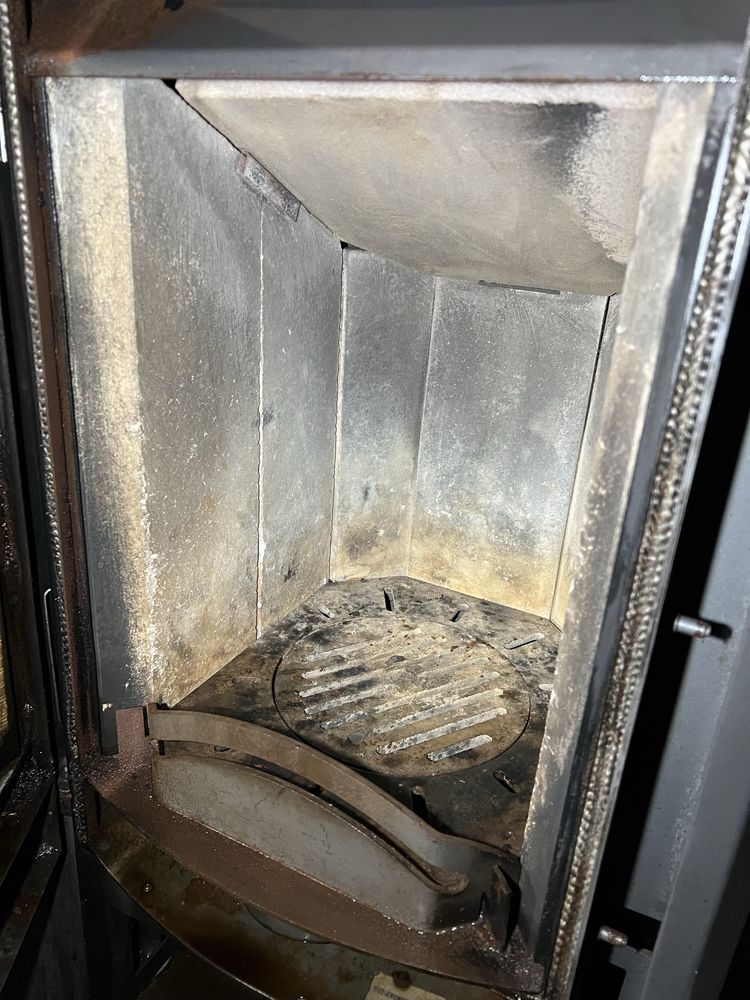 Kominek wolnostojący Haas Sohn  na drewno 6kW (piec piecyk koza)