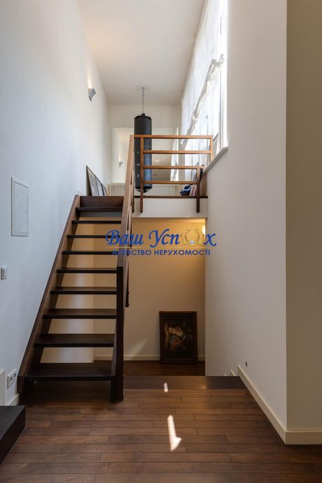 Продажа современного дома в Конча-Заспе. КГ Золотые Ворота