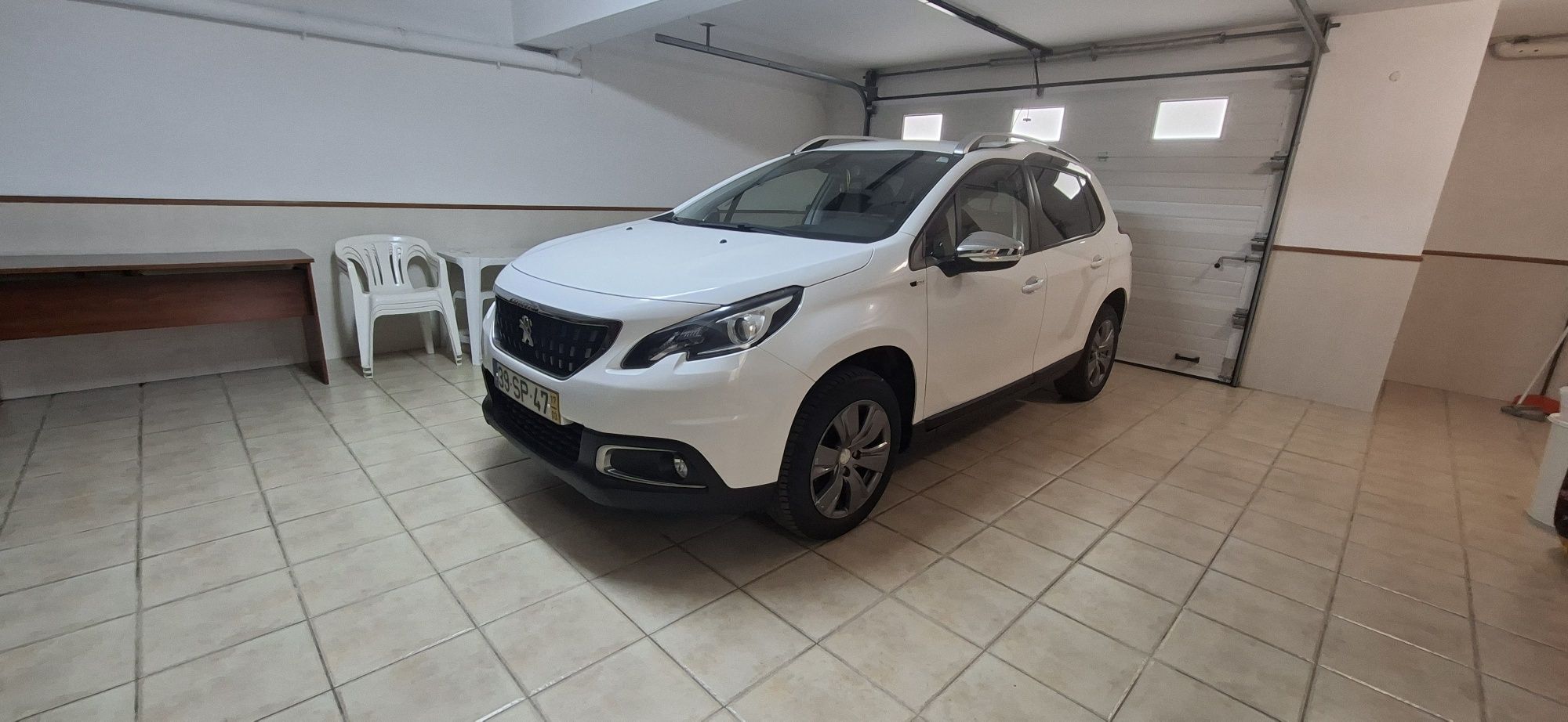 PEUGEOT 2008 PureTech 1.2 Active