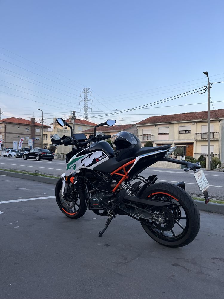 Ktm duke 125 + extras