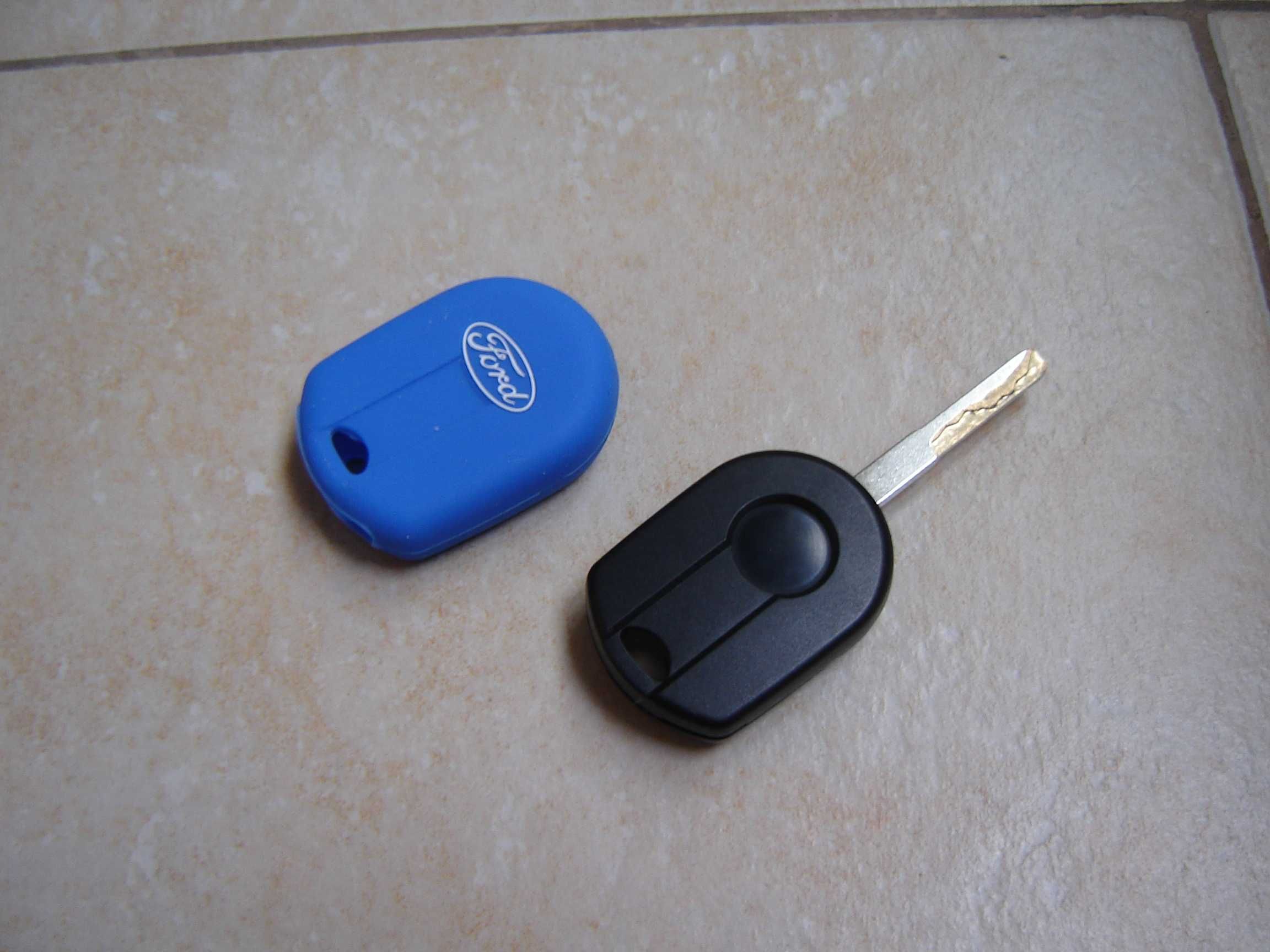 Чехол (силикон) на автомобильный ключ Ford