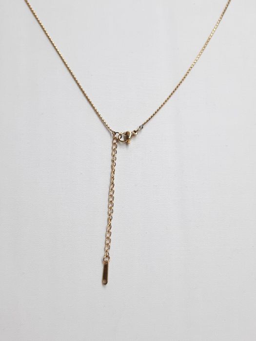 Colar em aço inoxidável com pingente cristal