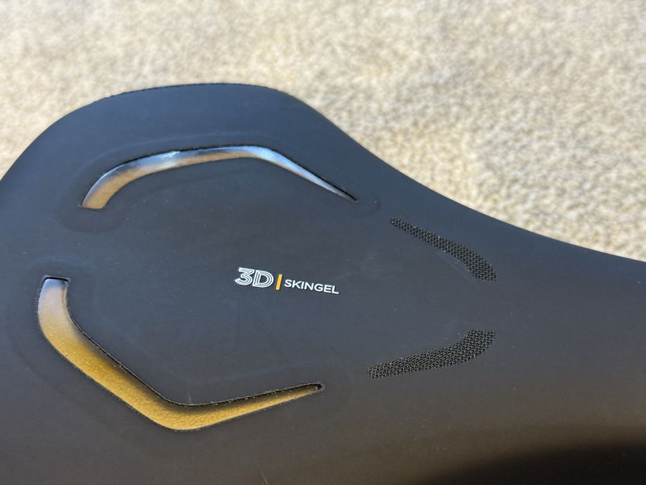 Siodełko włoskie SELLE ROYAL LOOKIN 3D żelowe komfortowe damskie