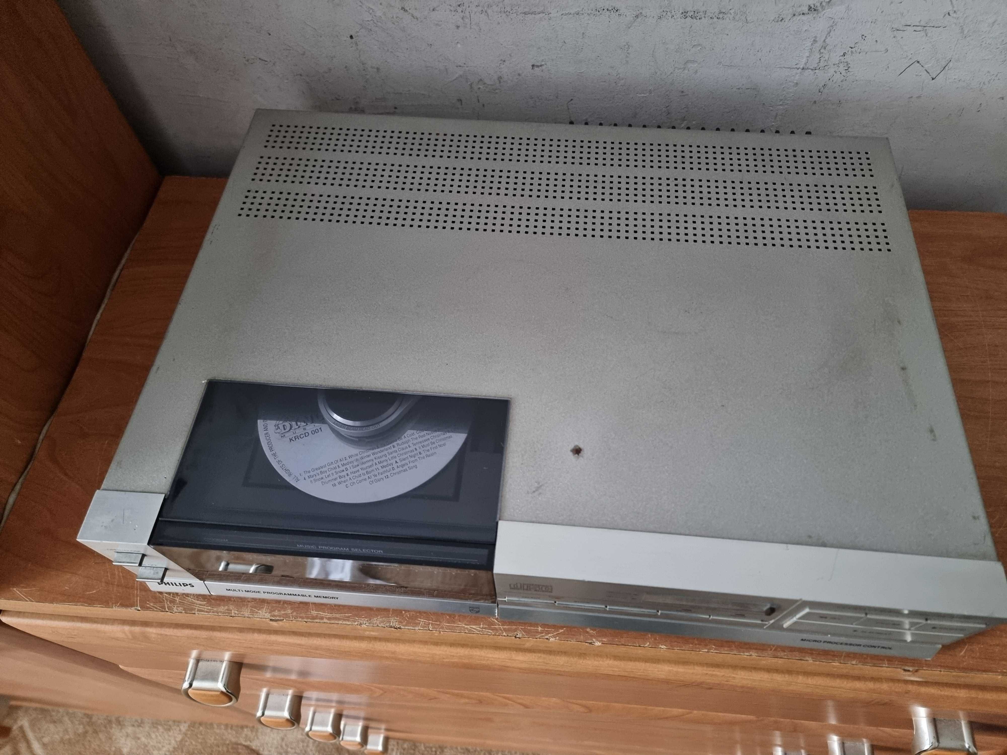 Odtwarzacz CD Phlilips 303