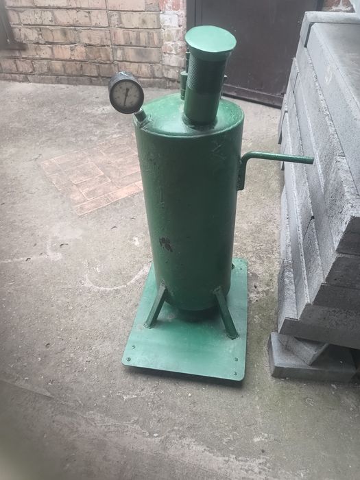 Опрыскиватель для сада.