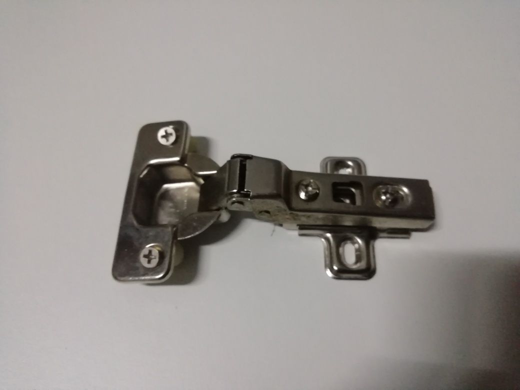 Dobradiças, para portas, de cozinha.