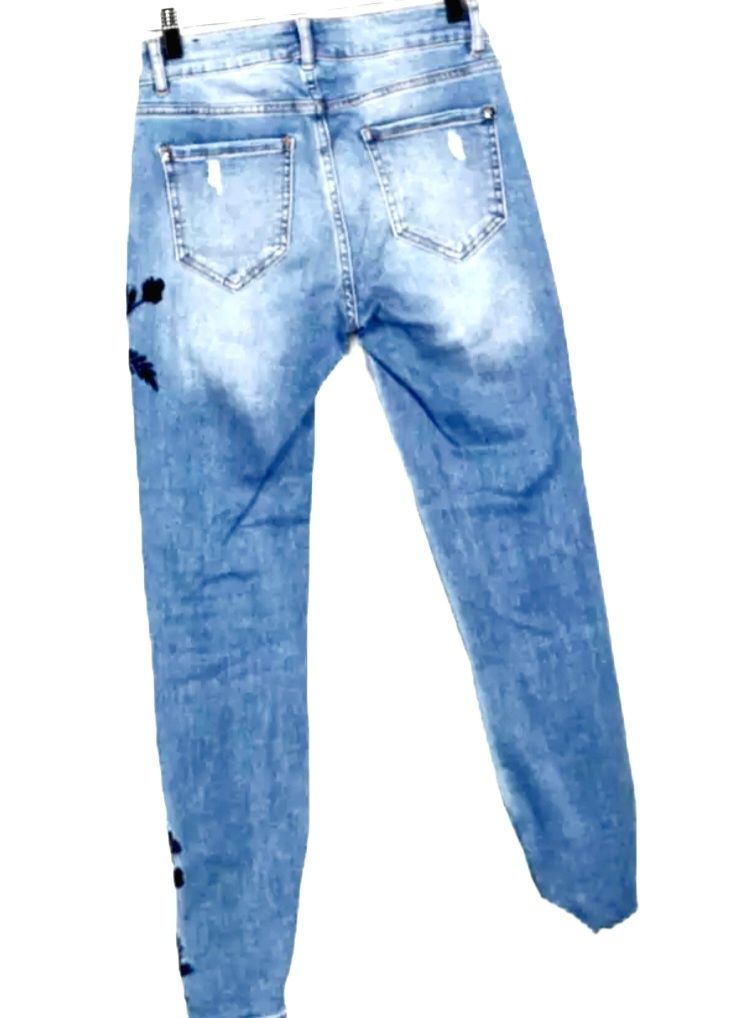 Spodnie jeansowe slim skinny  z haftem  roz. XS/S