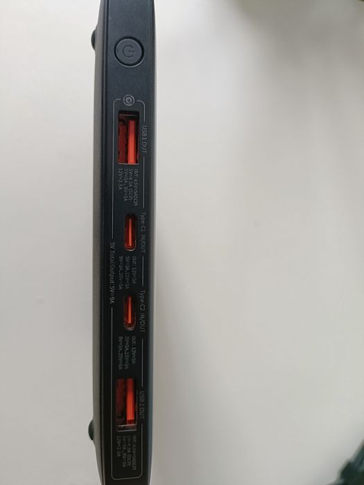 Powerbank Baseus Blade 20000mAh PD 100W
Cały komplet