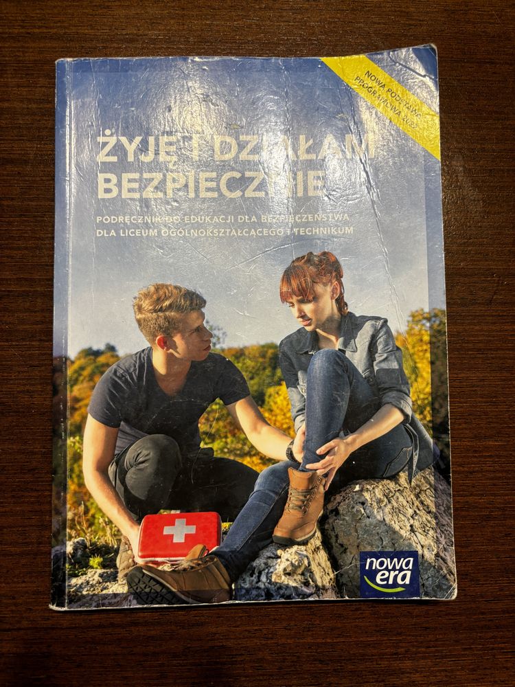 Podrecznik do EDB klasa 1 szkoly sredniej wydawnictwo nowa era