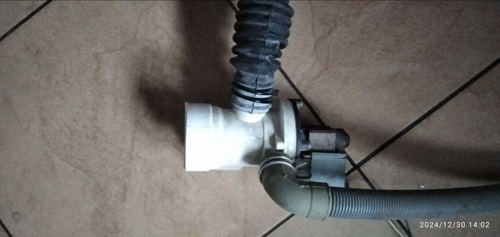 Pompa wyżutu wody sprawna