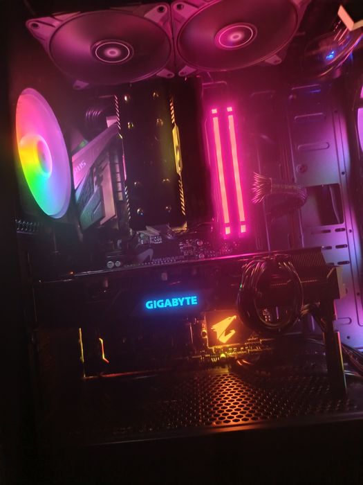 PC GAMING  | Ryzen 5 5600 | 5700 XT