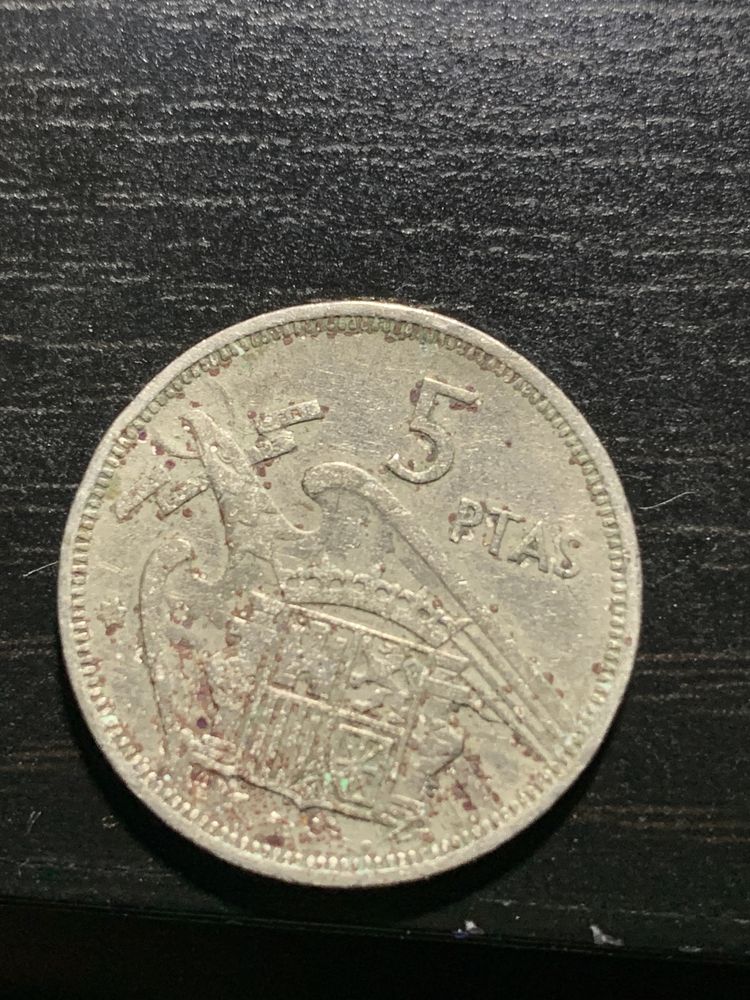 Vendo moeda rara espanhola de 5 pesetas 1957