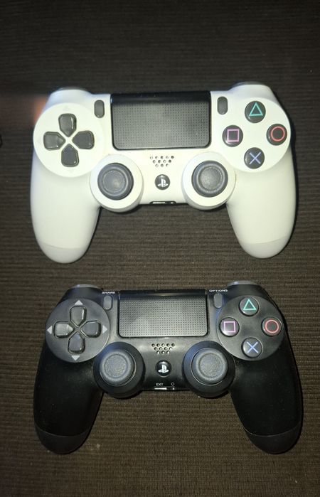Playstation 4 Pro (leia descrição)