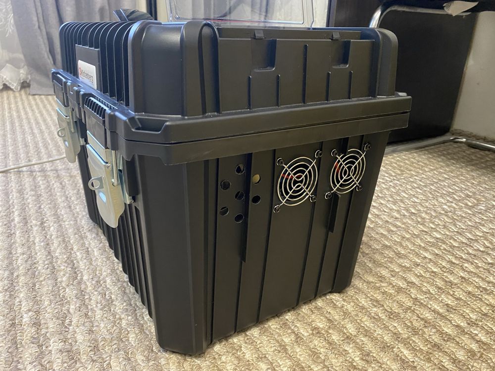 Зарядна станція для квартири, як EcoFlow DELTA Pro, Bluetti AC300+B300