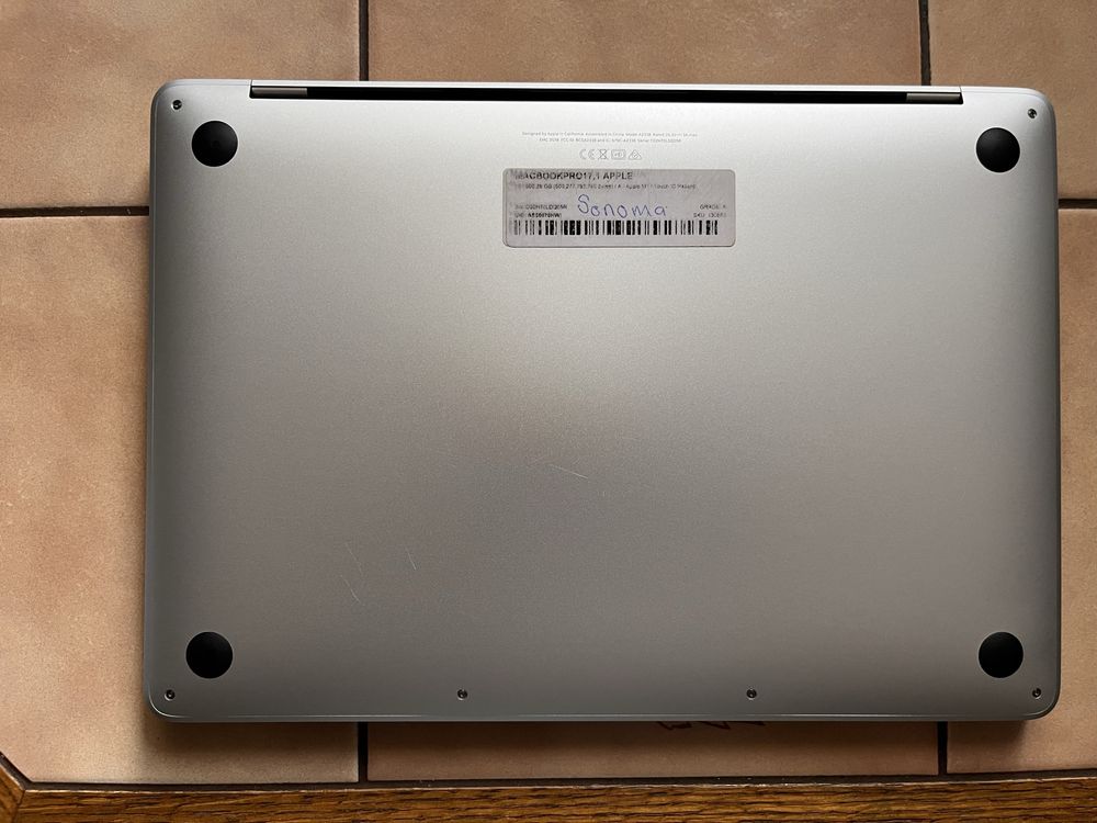 macbook pro 13 m1 16/512