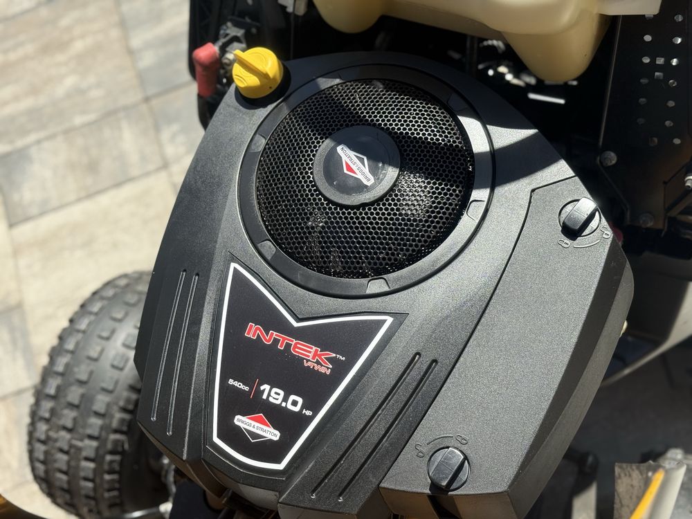 Traktorek kosiarka Stiga silnik Briggs 19 hp Nowy model kosz