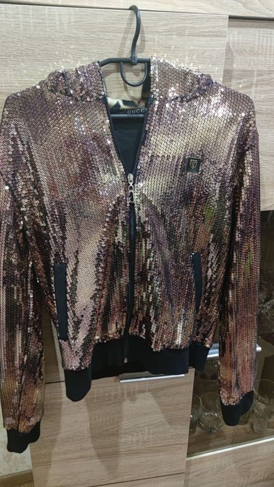 Кофта-худі в паєтках,р.42-44