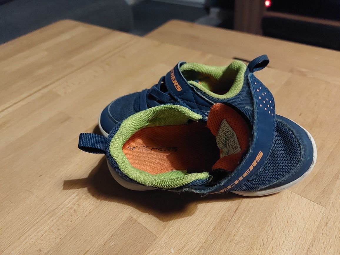 Buty Skechers dziecięce rozmiar 23
Sneakersy Mini