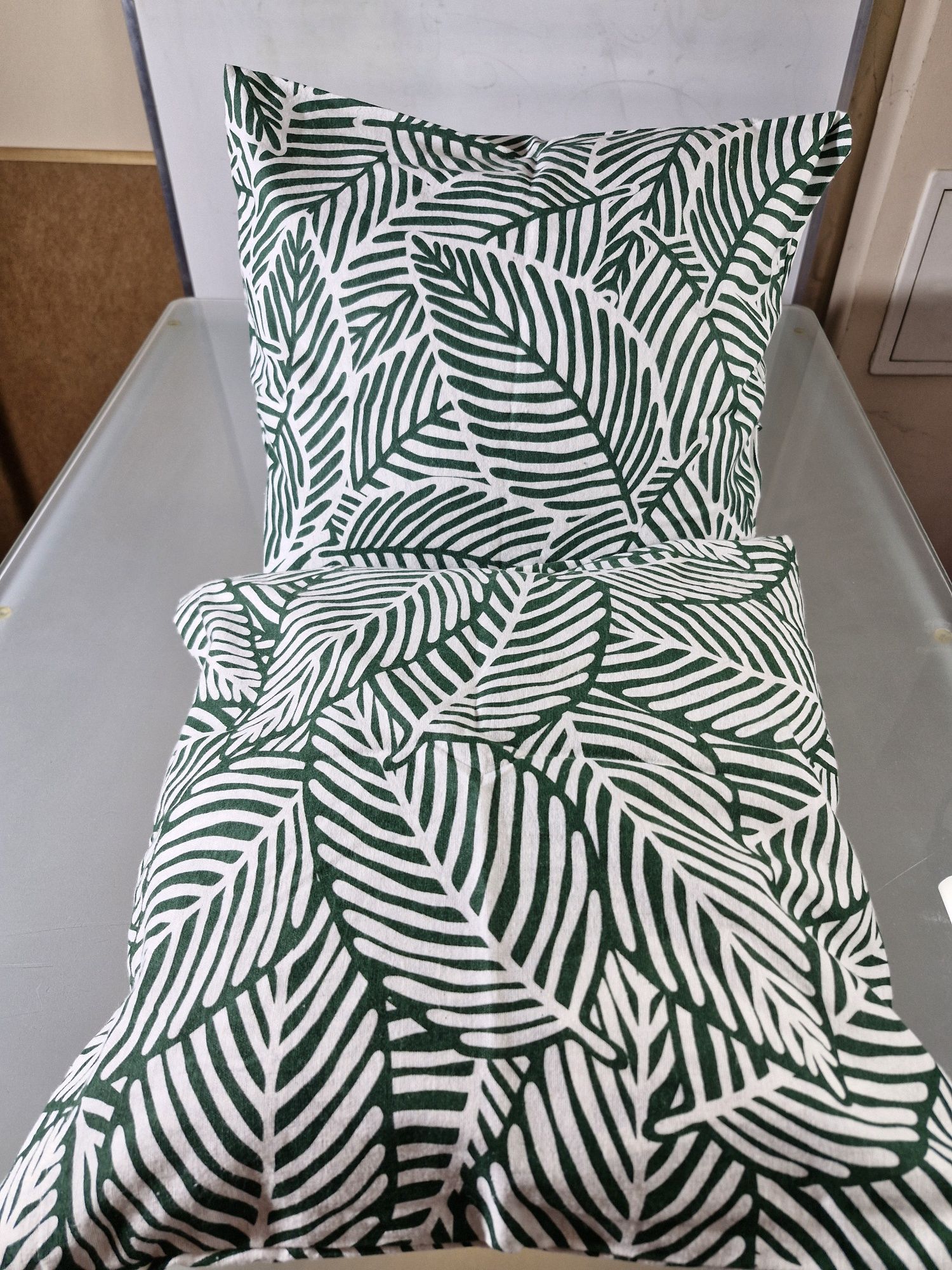 Dwie Poduszki Dekoracyjne 40x40 Poszewki + Wkłady IKEA
