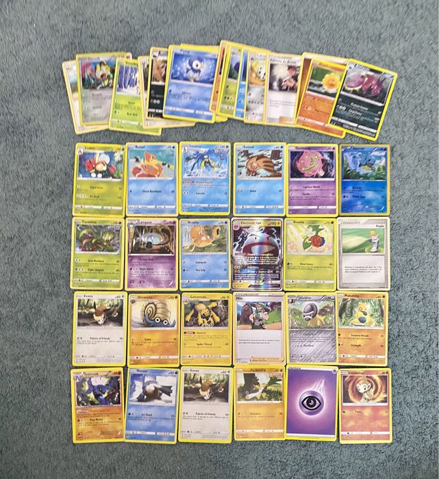 55 cartas Pokemon