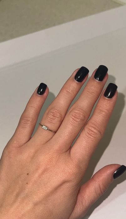 Кільце , біле золото з діамантом