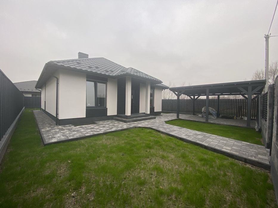 Одноповерховий будинок з чистовим оздобленням!