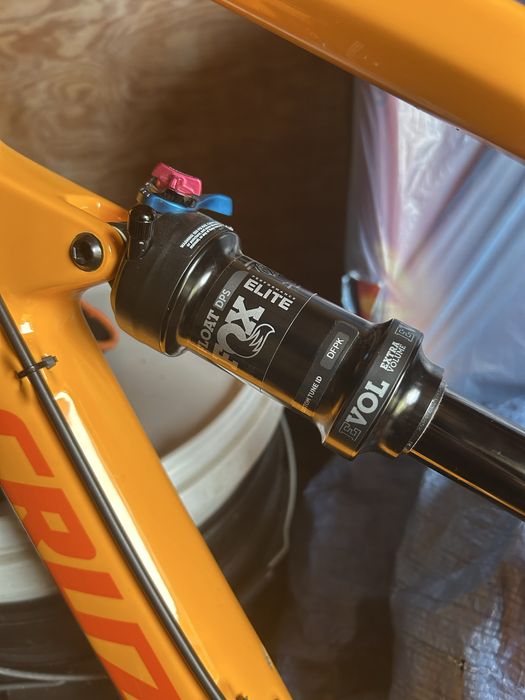 -60% Santa Cruz hightower 2019 L Carbon CC 29 Reverse rower mtb trail