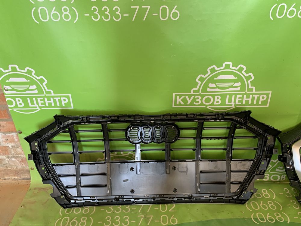 Решітка радіатора в зборі Audi Q5 2020 - 2024 НАЛИЧИЕ решетка бампера