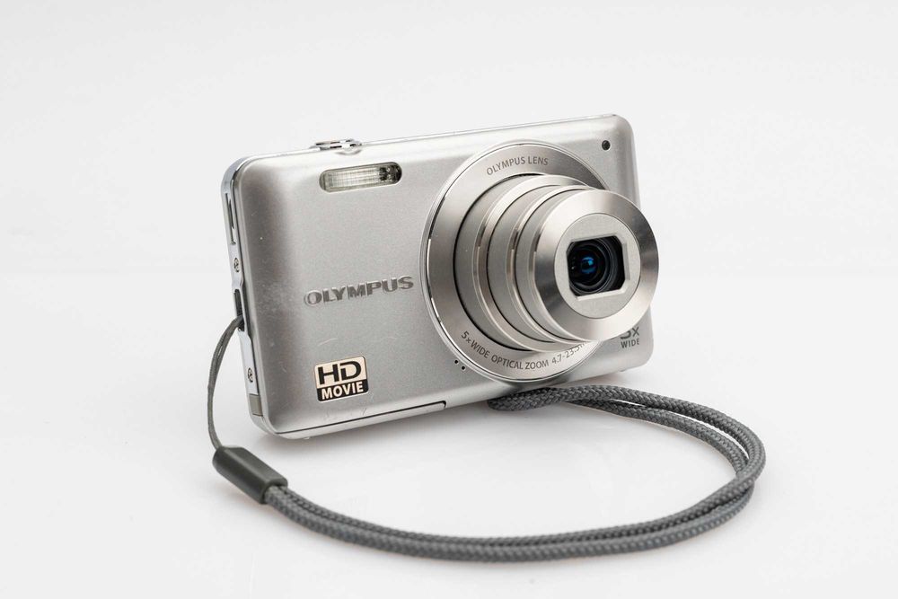 Odb osobisty. Olympus VG - 120 aparat kompaktowy, cyfrowy.