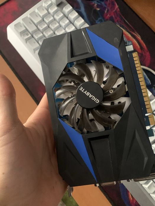 Продам видео карту  GT730