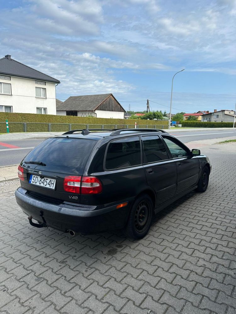 Volvo V40 1.8 16v 122KM hak klima skóra