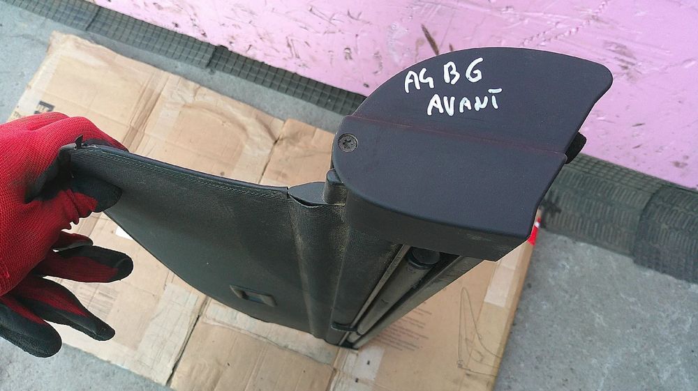 AUDI A4 B6 KOMBI ROLETA BAGAŻNIKA