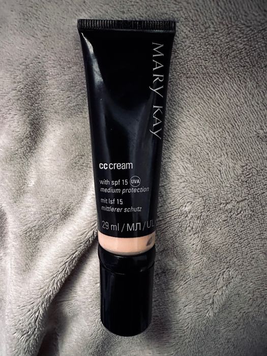 Сс крем від Mary Kay