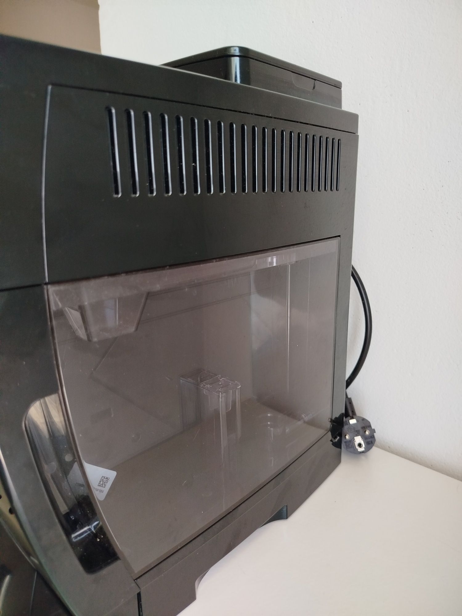 Máquina de café Delongui Magnífica S