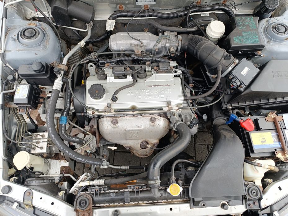 Продам Mitsubishi Carisma