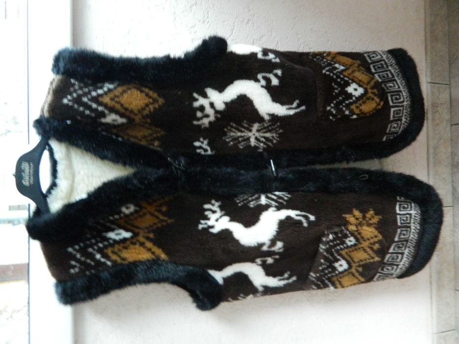 жилетка натуральная овчина,р.46-48