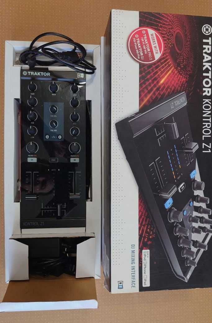 Native Instruments Traktor Kontrol Z1