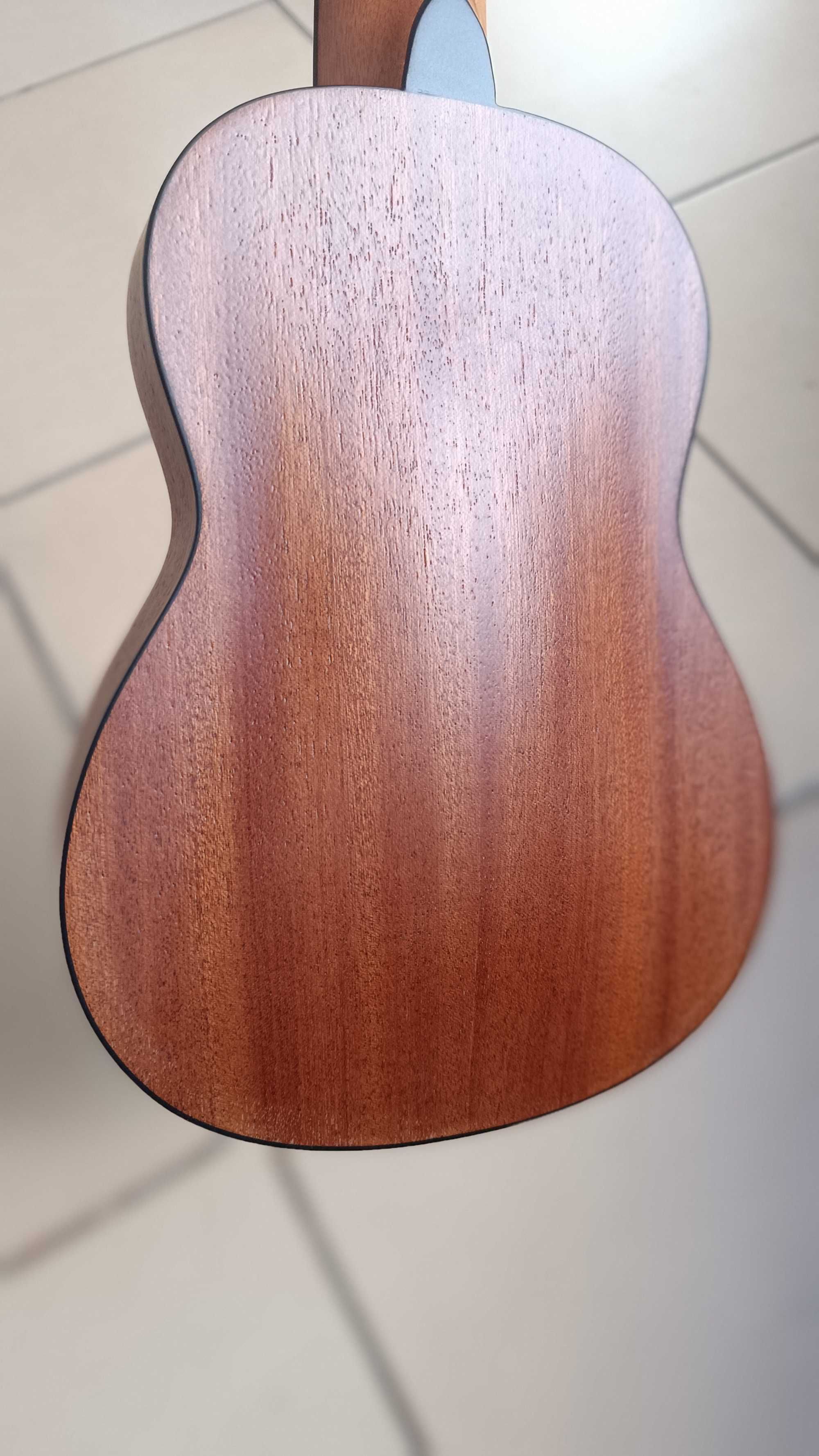 MELLOW EUKS-525 Ukulele ELEKTRO Sopranowe