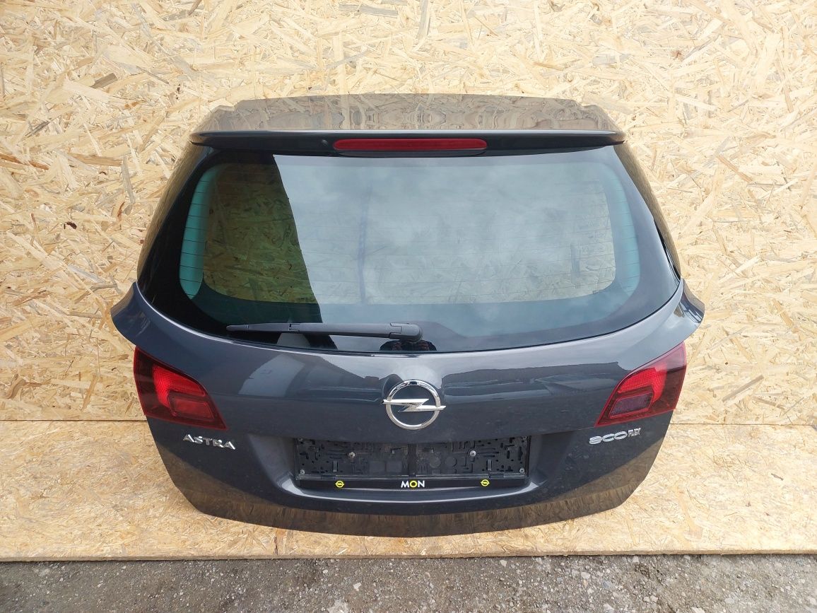 Klapa bagażnika Opel Astra J kombi Z190
