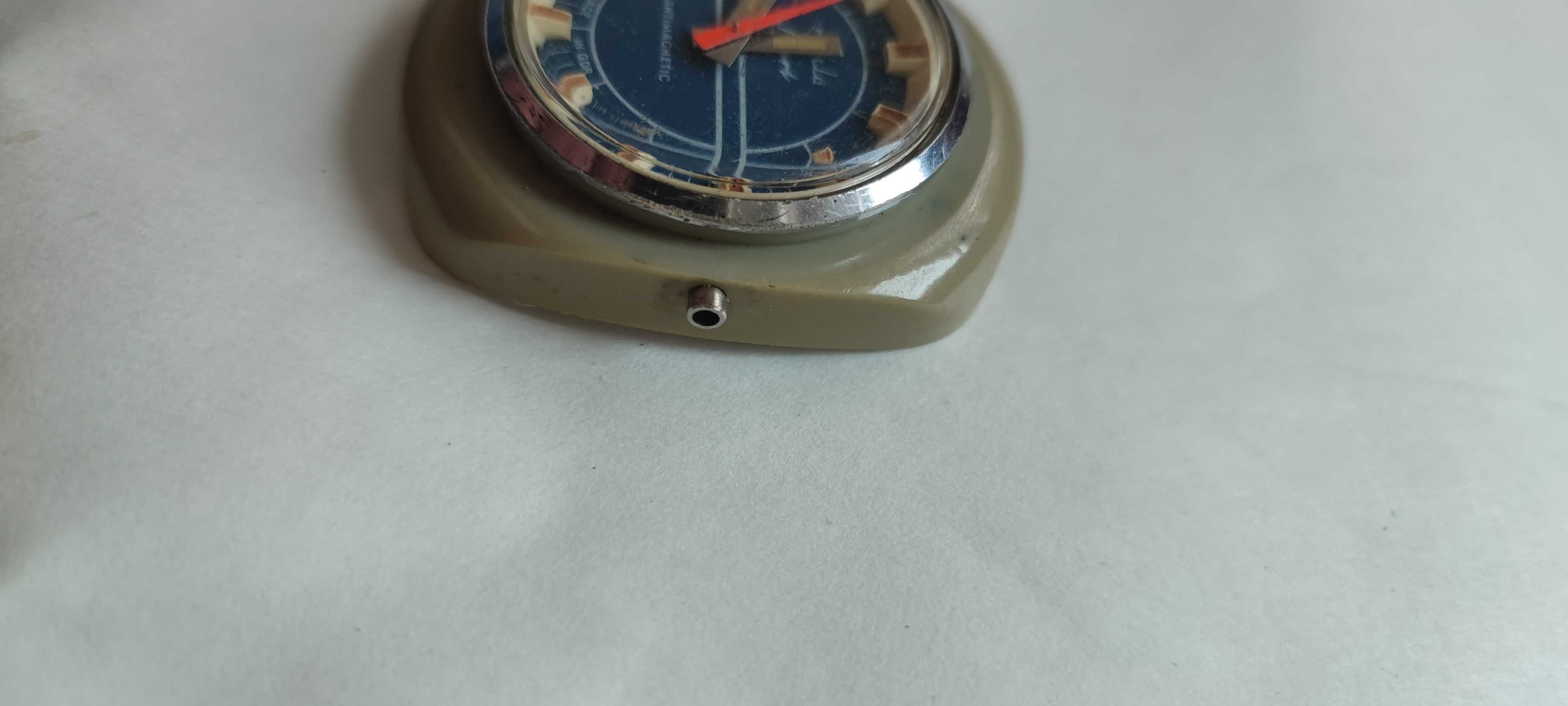 wielka prawie 40 mm RUHLA z samolotem chce chodzic