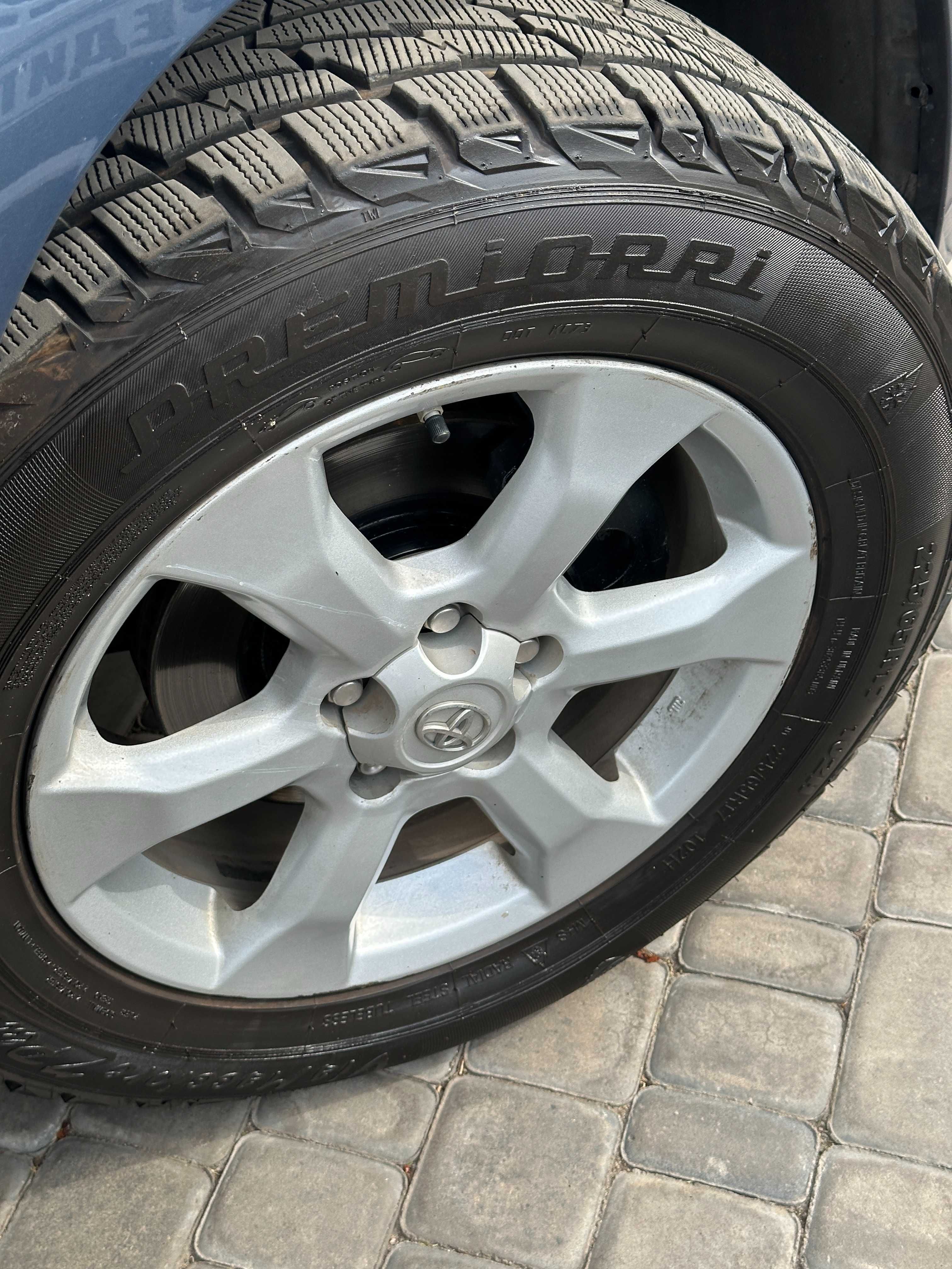 Продам Toyota RAV 4 EV 2013 рік можлива розстрочка,кредит,обмін!