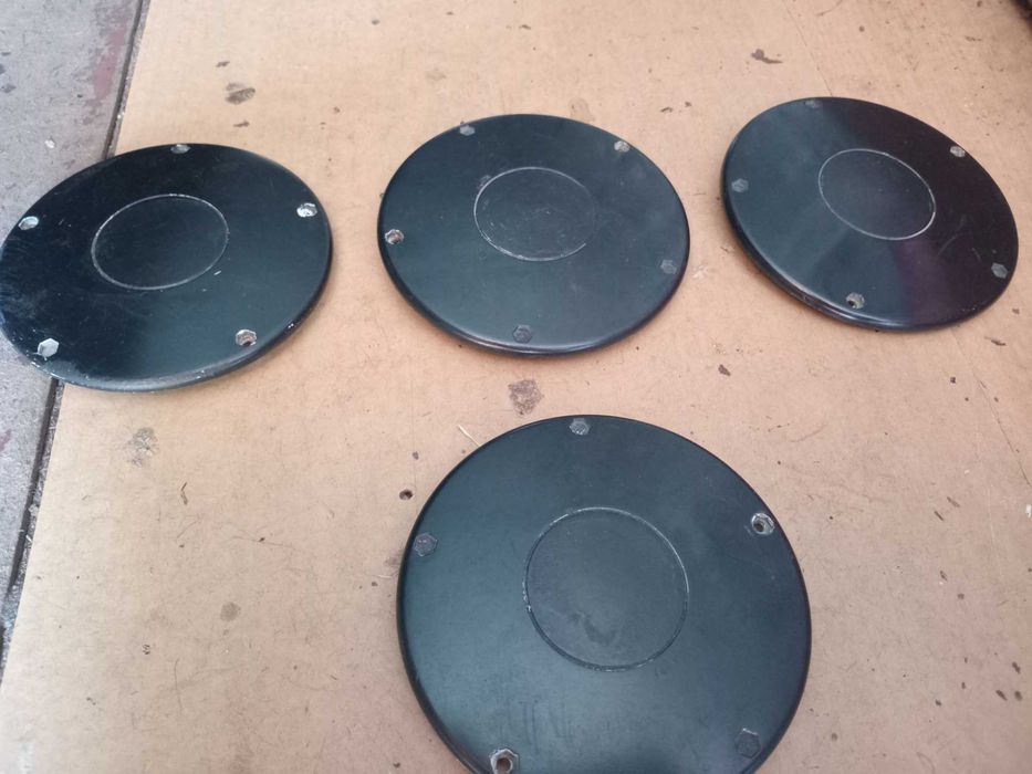 Колпаки - заглушки на титанові диски Ауді 80