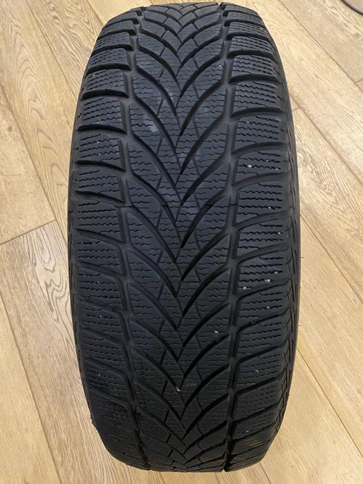 зимові автошини Goodyear 205/60 R16 96T шини колеса - 4шт