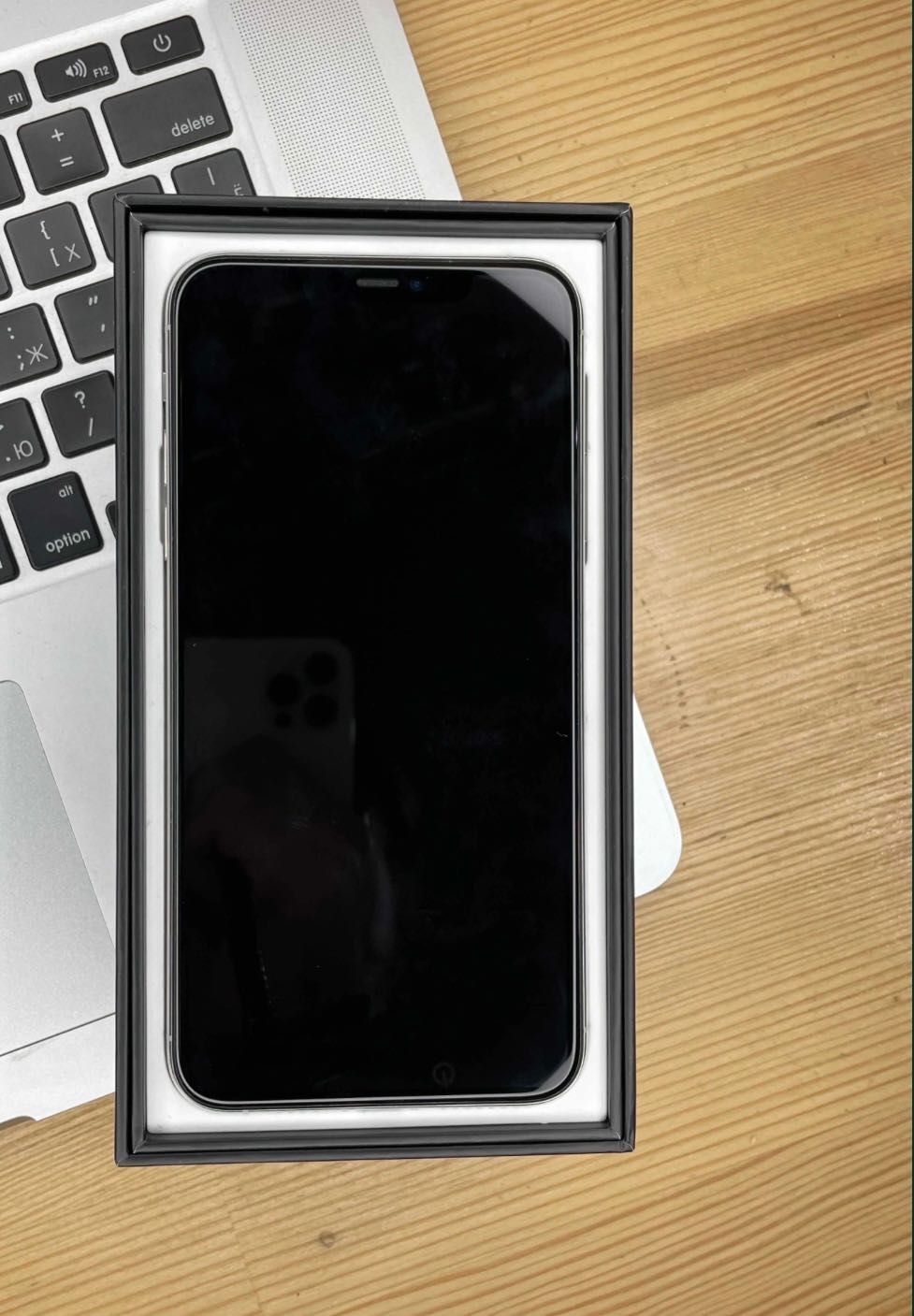 iPhone 11 Pro 64Gb Silver Neverlock Айфон 11 Про Макс 64 Белый