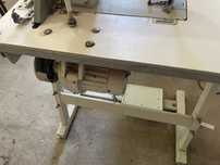 Máquina de costura industrial