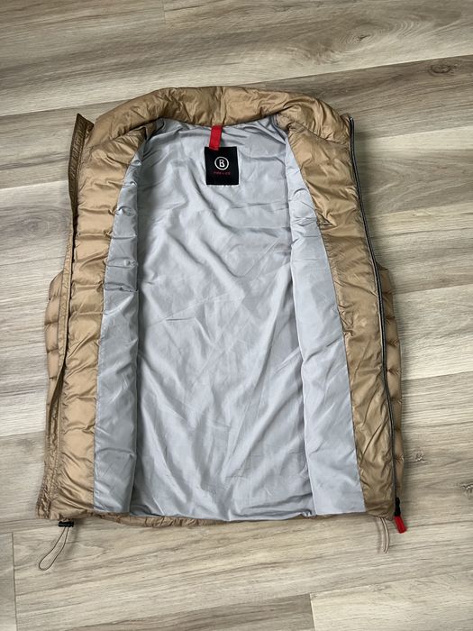 Bogner чоловіча пухова жилетка оригінал розмір L/XL