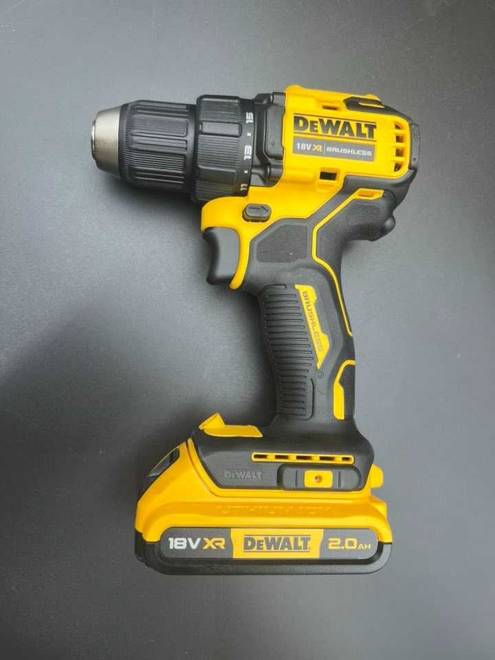 Wiertarka akumulatorowa DCD708D2T 18V zestaw