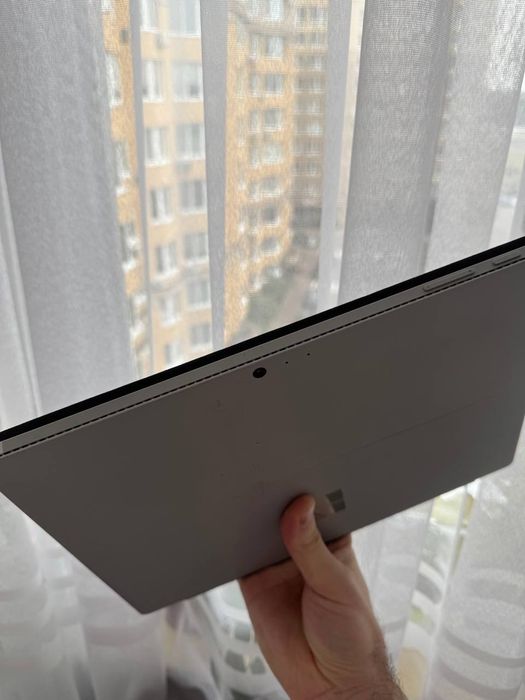 Microsoft Surface Pro 4 8/256gb i7